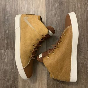 LeBron 12 Lifestyle (Lions Mane)